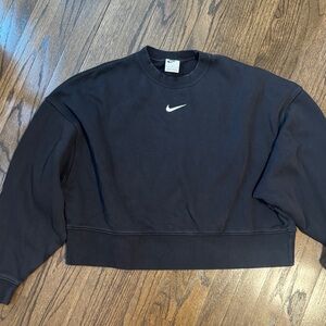 Nike Cropped Black Sweatshirt